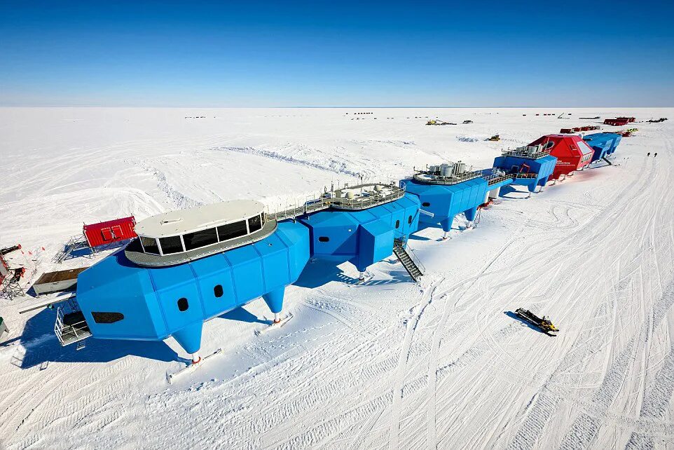 Российские антарктические станции. Арктическая станция Halley. Антарктическая станция Halley vi. Научная станция Восток в Антарктиде. Антарктида станция Halley.