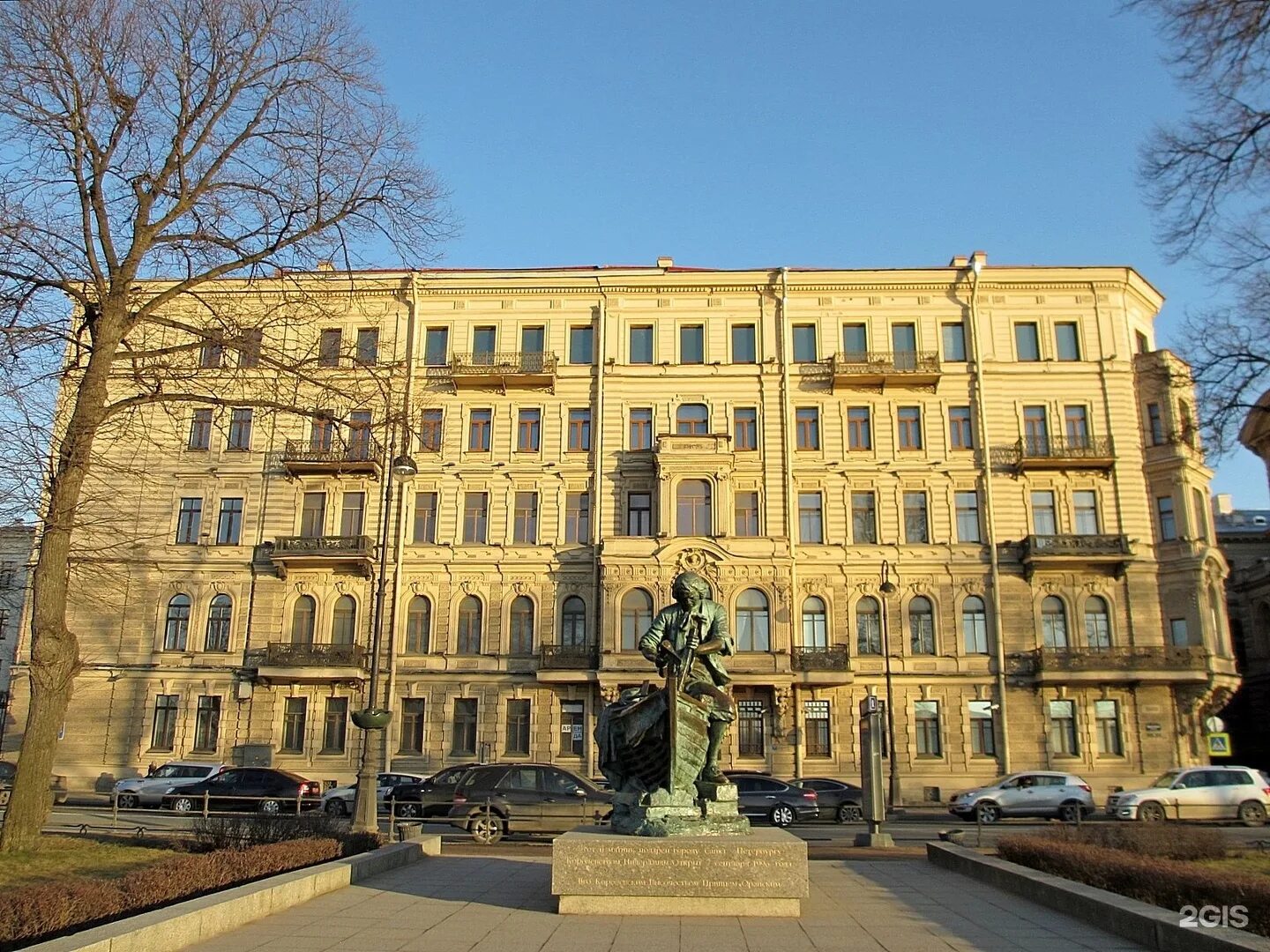 Любищевой. Дом с ангелом ул. Макаровой. Доходный дом путиловой санкт-петербург. Путиловой.