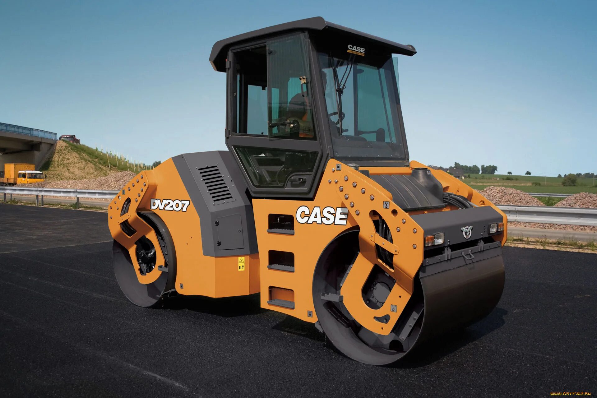 Каток машина. Вибрационной каток New Holland. Каток техника. Дорожный каток. Дорожный каток обои.