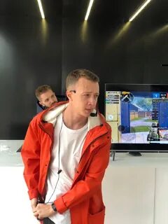 Стример биография