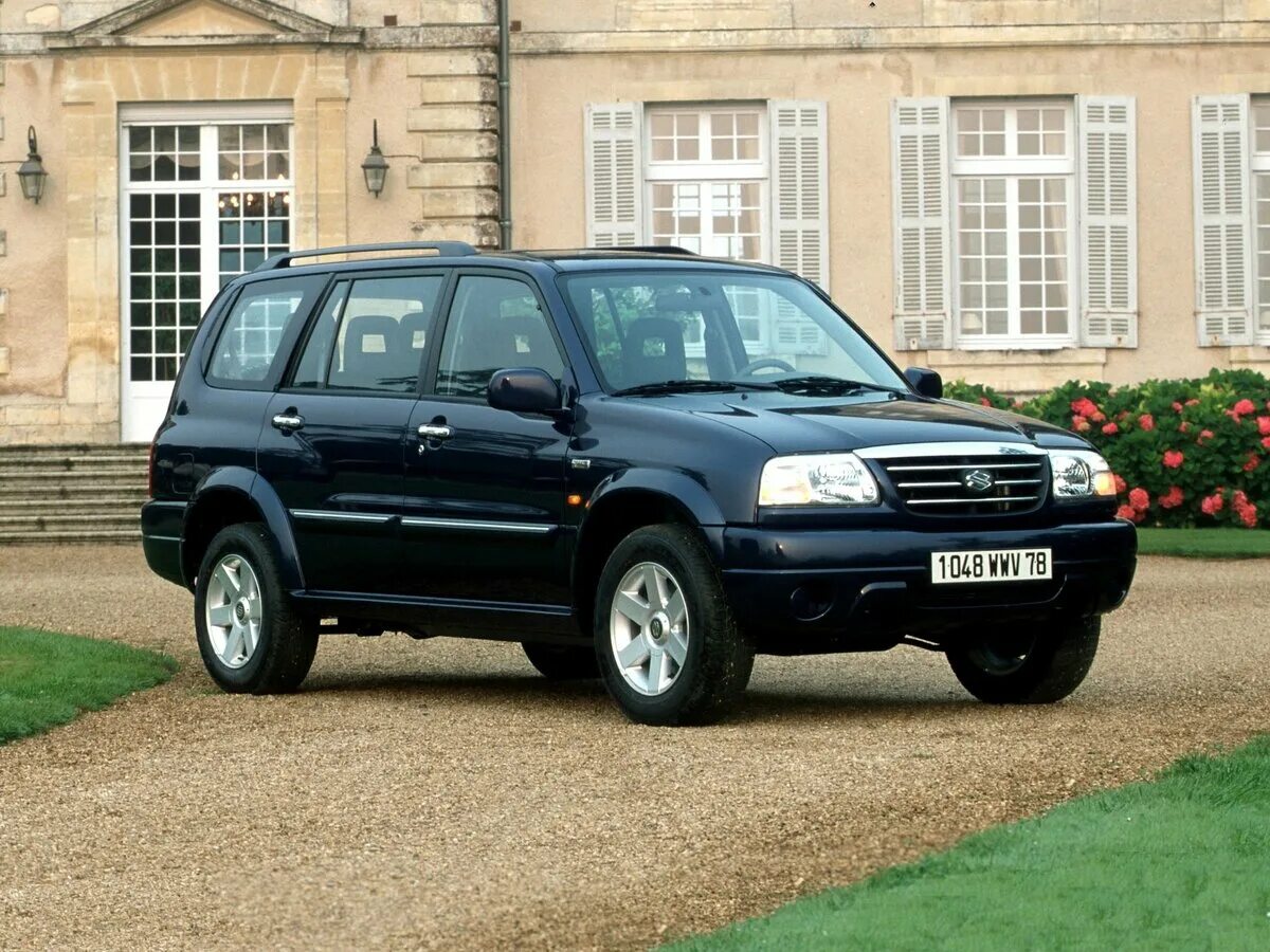 Suzuki grand vitara 2000 год. Suzuki Grand Vitara XL-7. Suzuki Grand Vitara 2000. Suzuki Grand Vitara XL-7 2001. Suzuki Grand Vitara 2000 xl7.