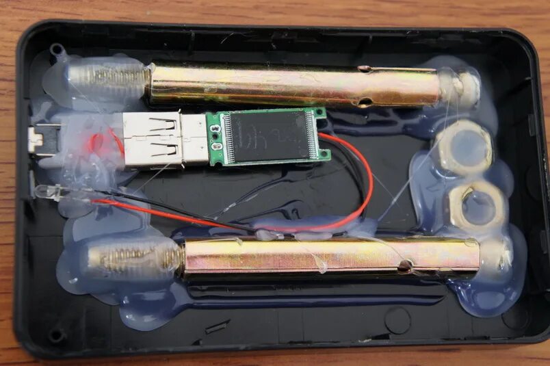 Жёсткий диск с алиэкспресс с болтами. Китайский ссд. Ссд 120 гб. Китайские ssd с алиэкспресс. Китайский ssd внутри.