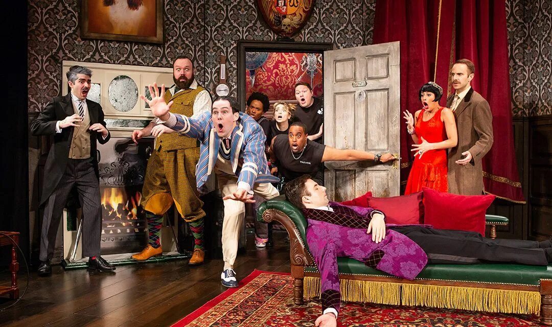 The play that goes wrong. Play. comedy plays.