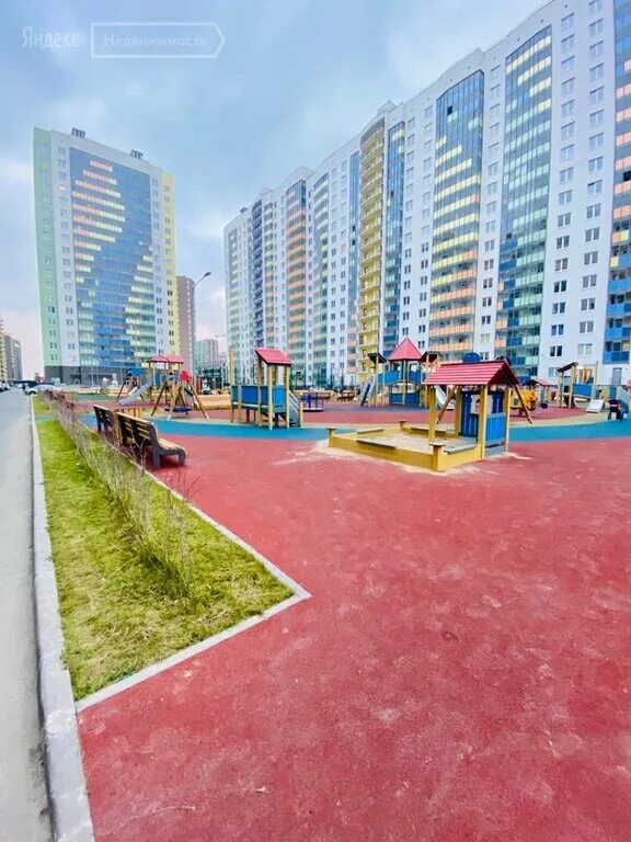 мурино воронцовский бульвар 14 к2. мурино воронцовский бульвар 16. воронцовский бульвар 16. мурино воронцовский бульвар. краски лета жк в мурино.