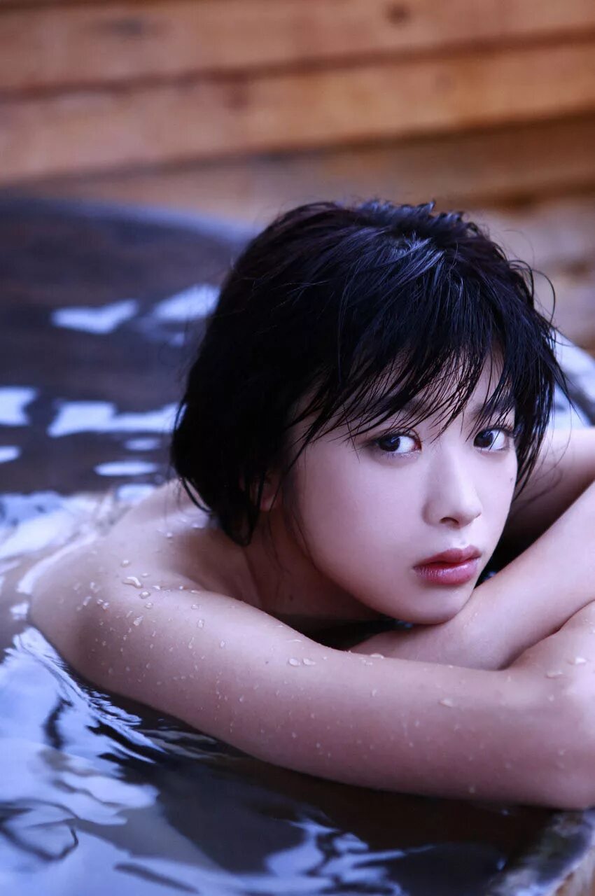 Девушки азиатки юные. Японская девушка. Красивые азиатки. Девушки азиатки юные. Mikako zhang kaijie.