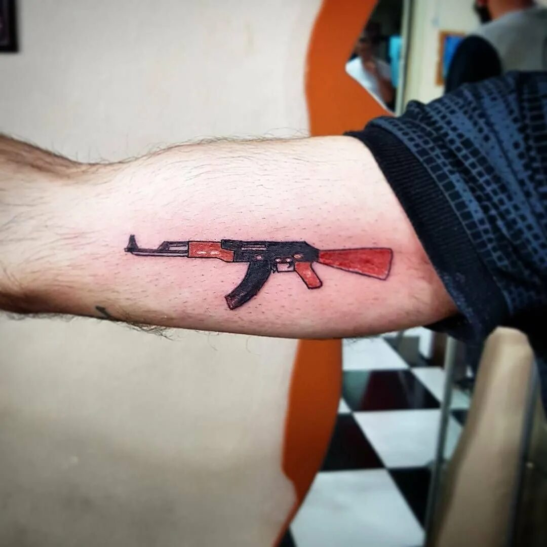 Татуировка ак 47. Тату автомат калашникова. Тату ак 47. Тату автомат калашникова. Тату ак 47.