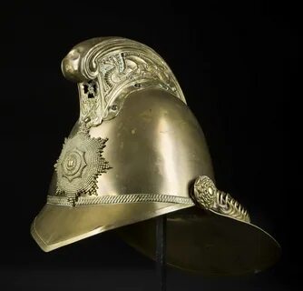 Старинный шлем