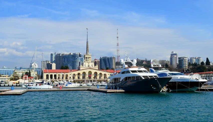 Морпорт сочи прогулки. Прогулка морской порт сочи. морской вокзал сочи морские прогулки. катер в сочи морской порт прогулка. морские прогулки сочи красивые фото.