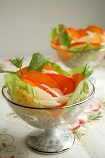 Салат из хурмы и мандаринов