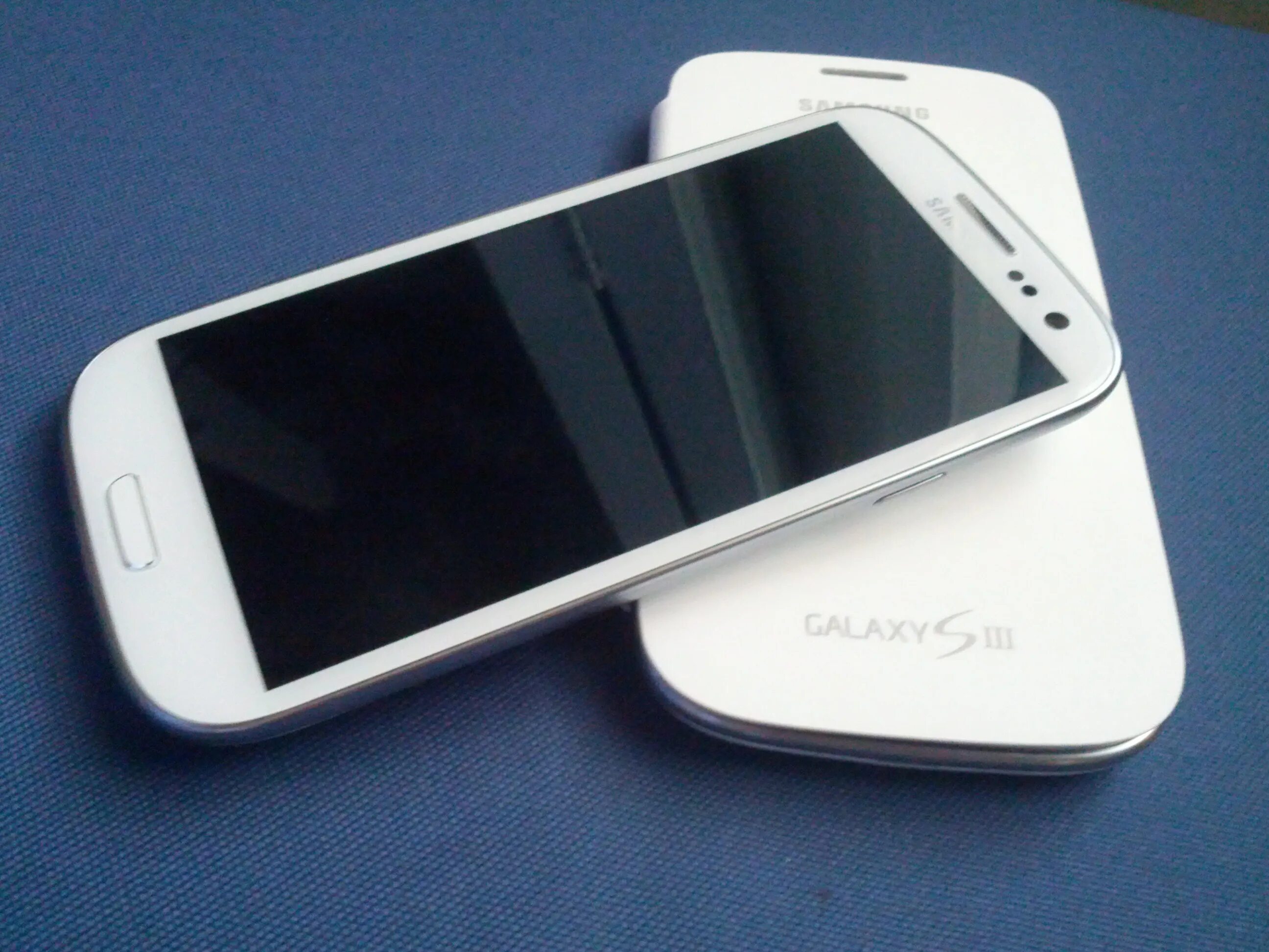 Авито купит телефон самсунг бу. Samsung Galaxy s3 белый. Samsung Galaxy s3 32gb. Samsung Galaxy s3 64gb. Samsung s3 32.