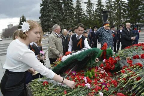 Памятное возложение цветов