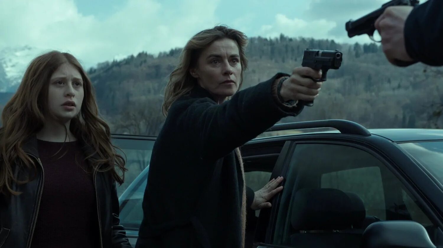 клотильда эсме на зов скорби. на зов скорби сериал 2012–2015. на зов скорби сериал 2 сезон. на зов скорби 2012 отзывы. - на зов скорби/les revenants.