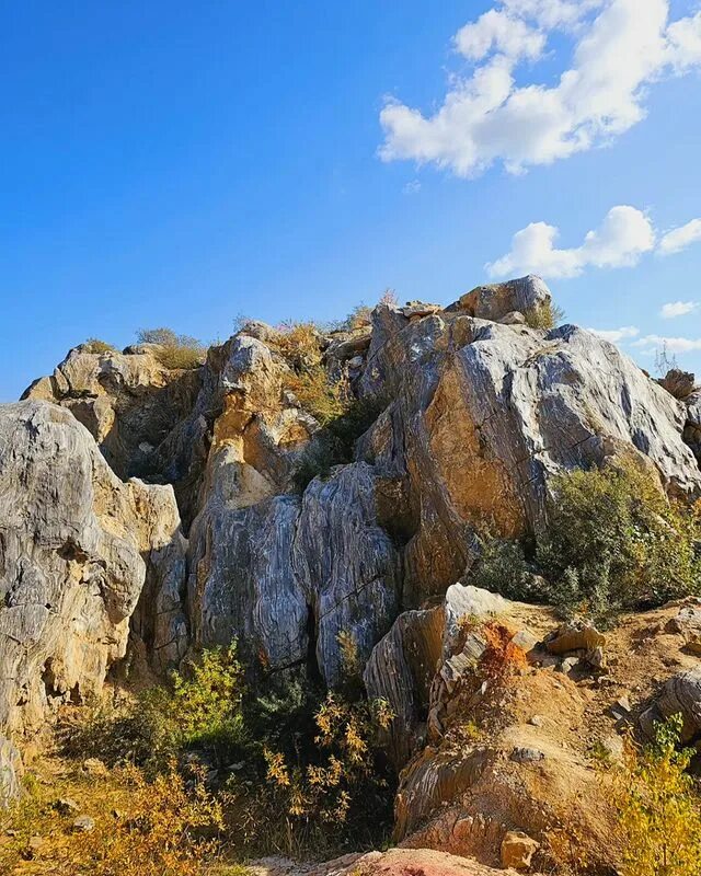 ущелье золотой руки пик. обои на рабочий стол 1920х1080 пещеры. ущелье дракона лунцинся. пики для ограбления в бравл старс. национальный парк пакленица.
