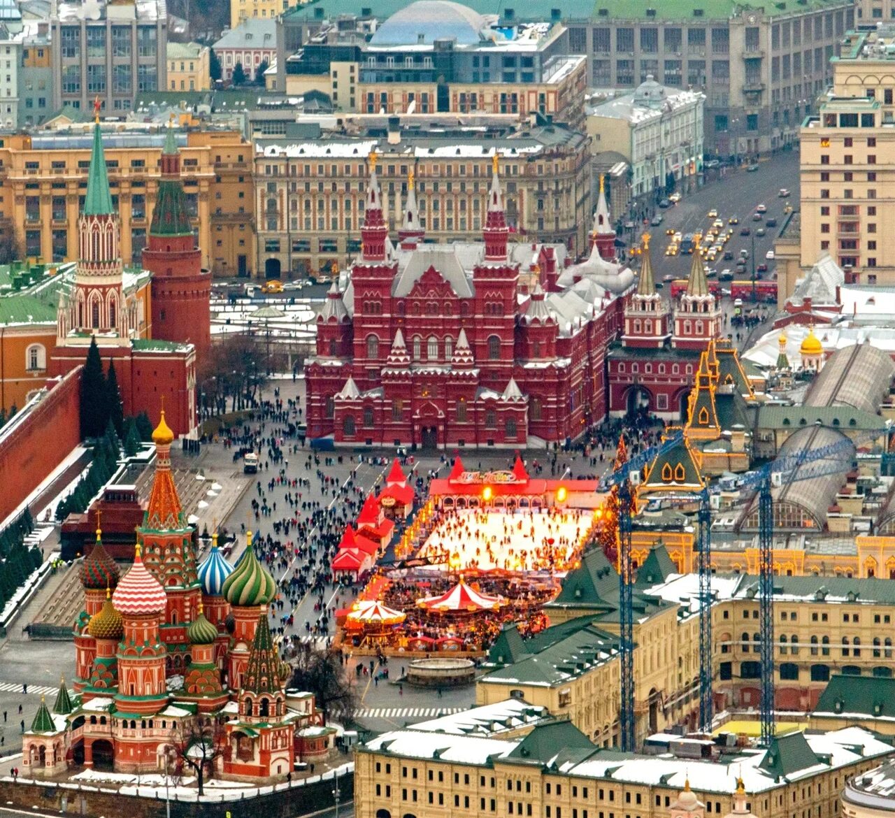 Что можно увидеть на красной. Красная площадь Москва вид сверху. Кремль и красная площадь вид сверху. Красная площь в Москва вид сверху на Кремль. Ансамбль красной площади.