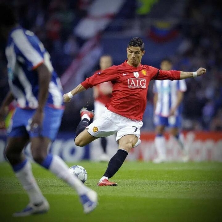 Porto manchester united. Барселона порту финал. Порту манчестер юнайтед 2004. Manchester 2003/04. Vitinha псж.