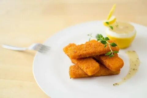 Палочки из филе минтая в панировке