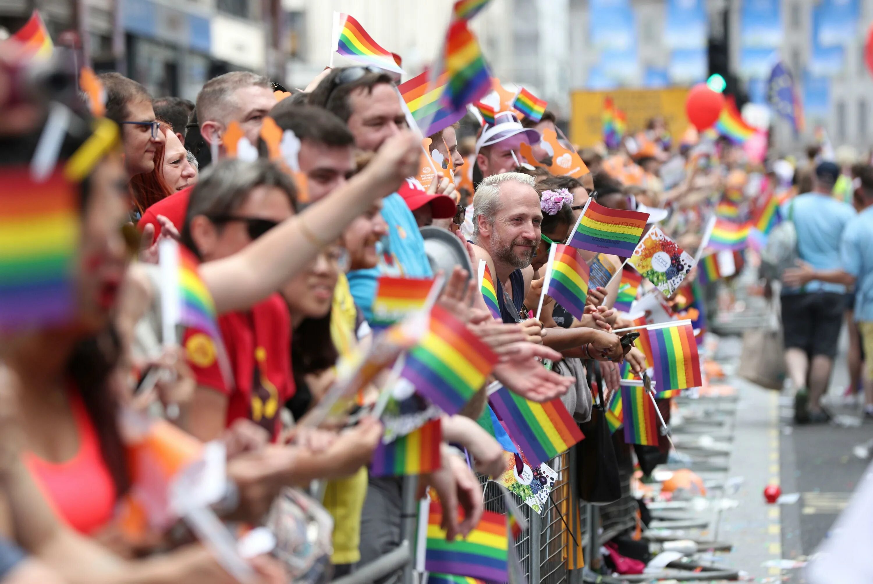 When do the parade starts. When do the parade starts