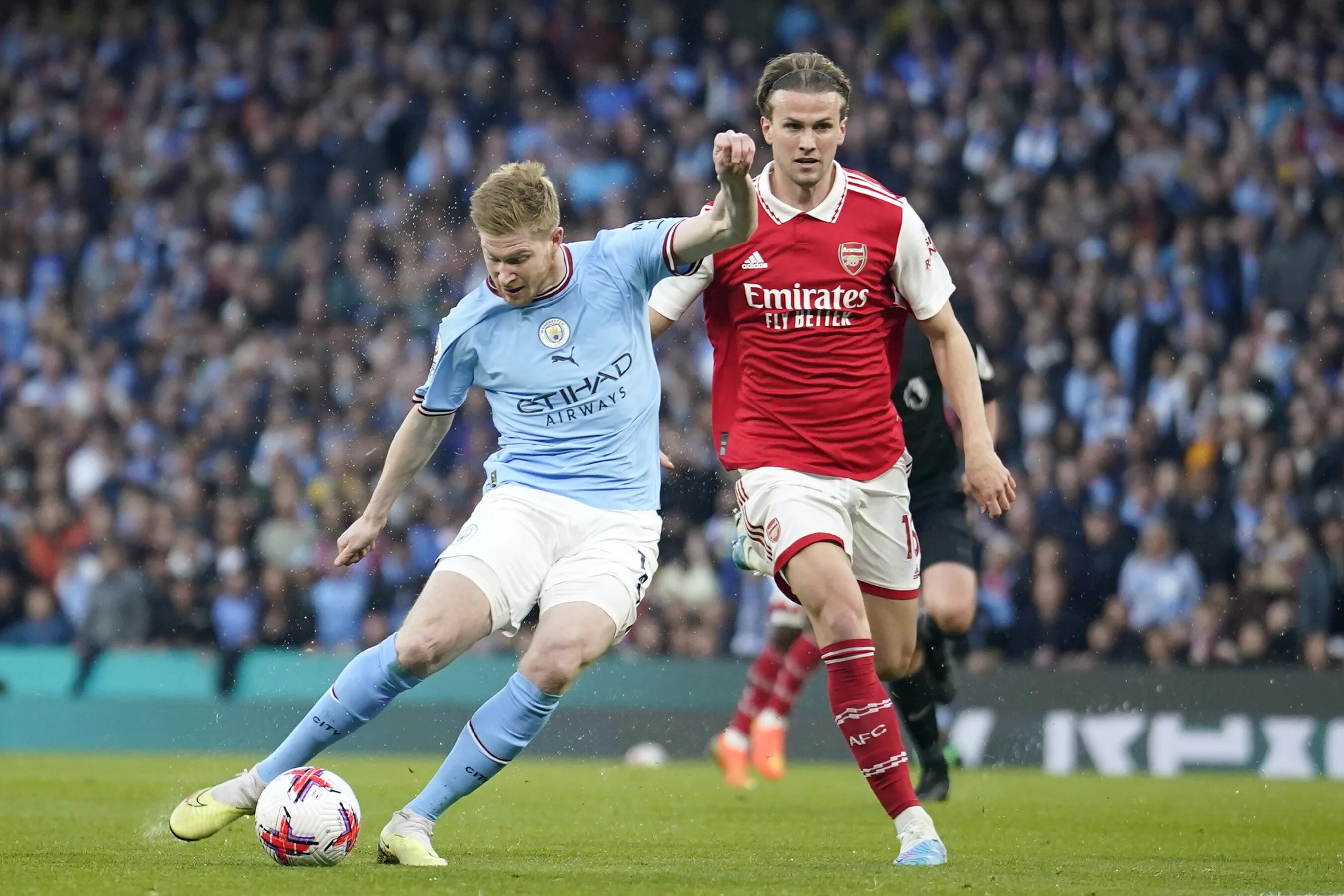 Man city vs arsenal live
