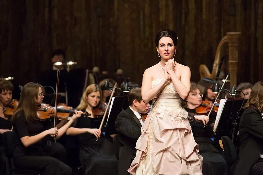 сопрано меццо сопрано. начинающие сопрано. начинающие сопрано. оперные певицы сопрано. меццо-сопрано певицы оперные.