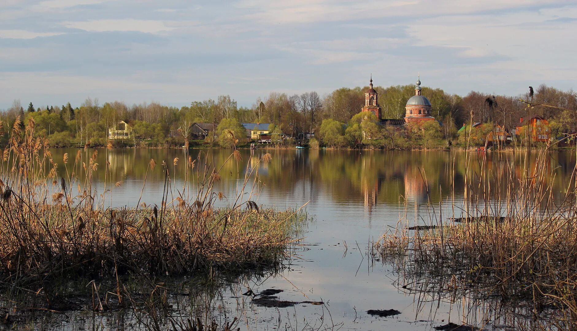 Покровское Кимрский район Тверская область. Деревня Покровское Кимрский район Тверская область. Озеро Покровское Тверская область Кимрский район. Нековское озеро Тверская область. Покровское озеро большое