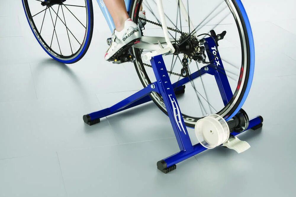 Велотренажер Tacx Speedbraker. Станок Tacx Black track. Tacx Blue Twist t2675. Велостанок Элит.