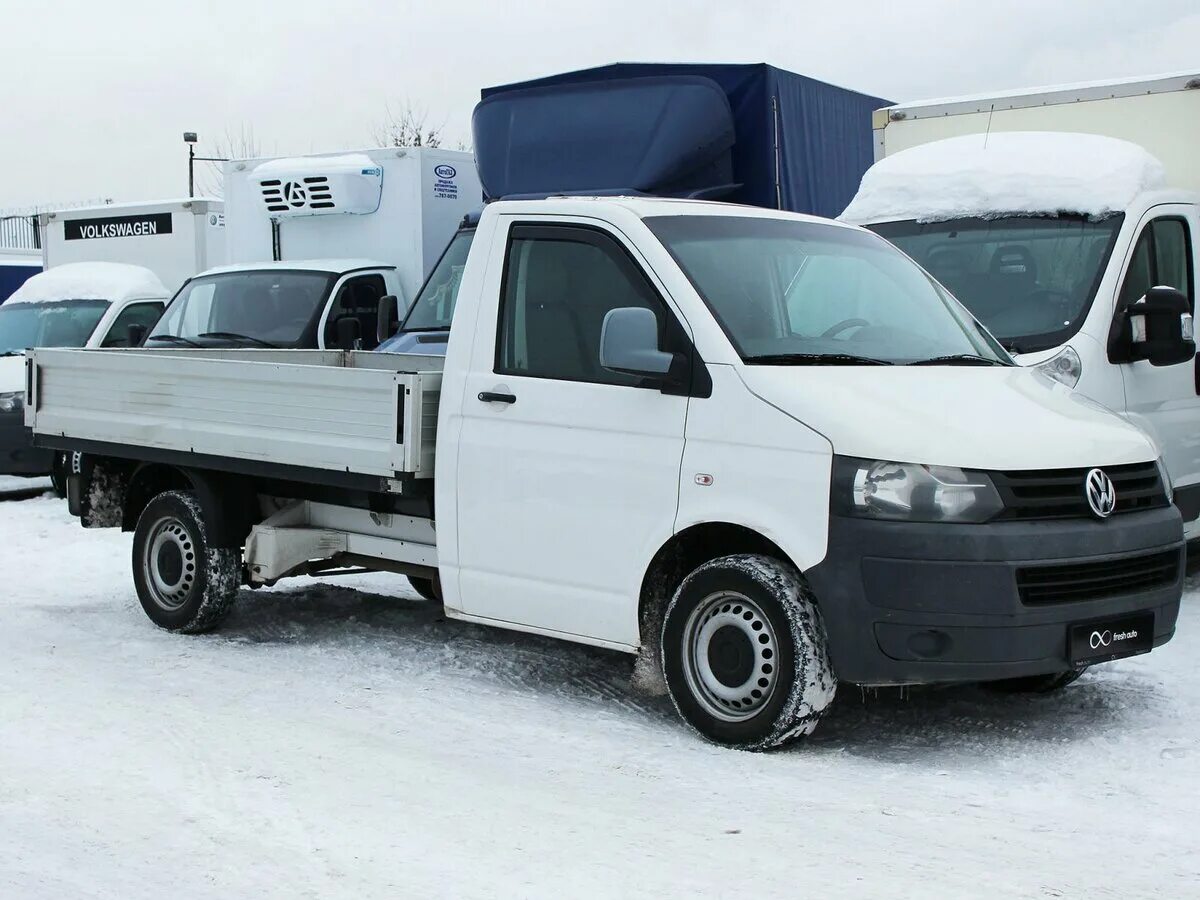 Volkswagen бортовой. Фольксваген грузовой бортовой т5. Фольксваген Транспортер т5 бортовой. Фольксваген Транспортер т5 грузовой бортовой. Фольксваген Транспортер борт.