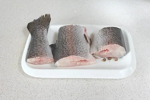 Сколько по времени варить форель для ухи