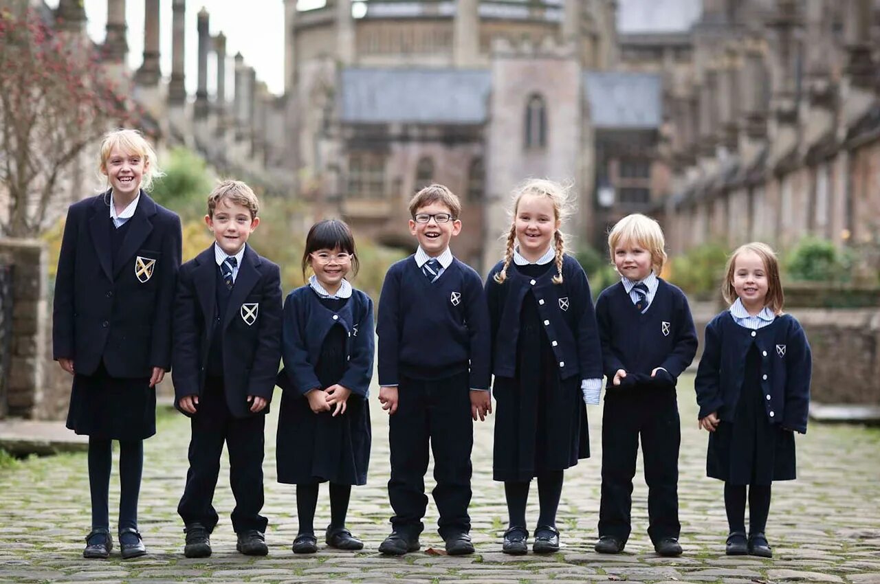 Ученик. Школы для мальчиков в англии. Pre-preparatory school в англии. Кембридж университет студенты. Школьники британии.