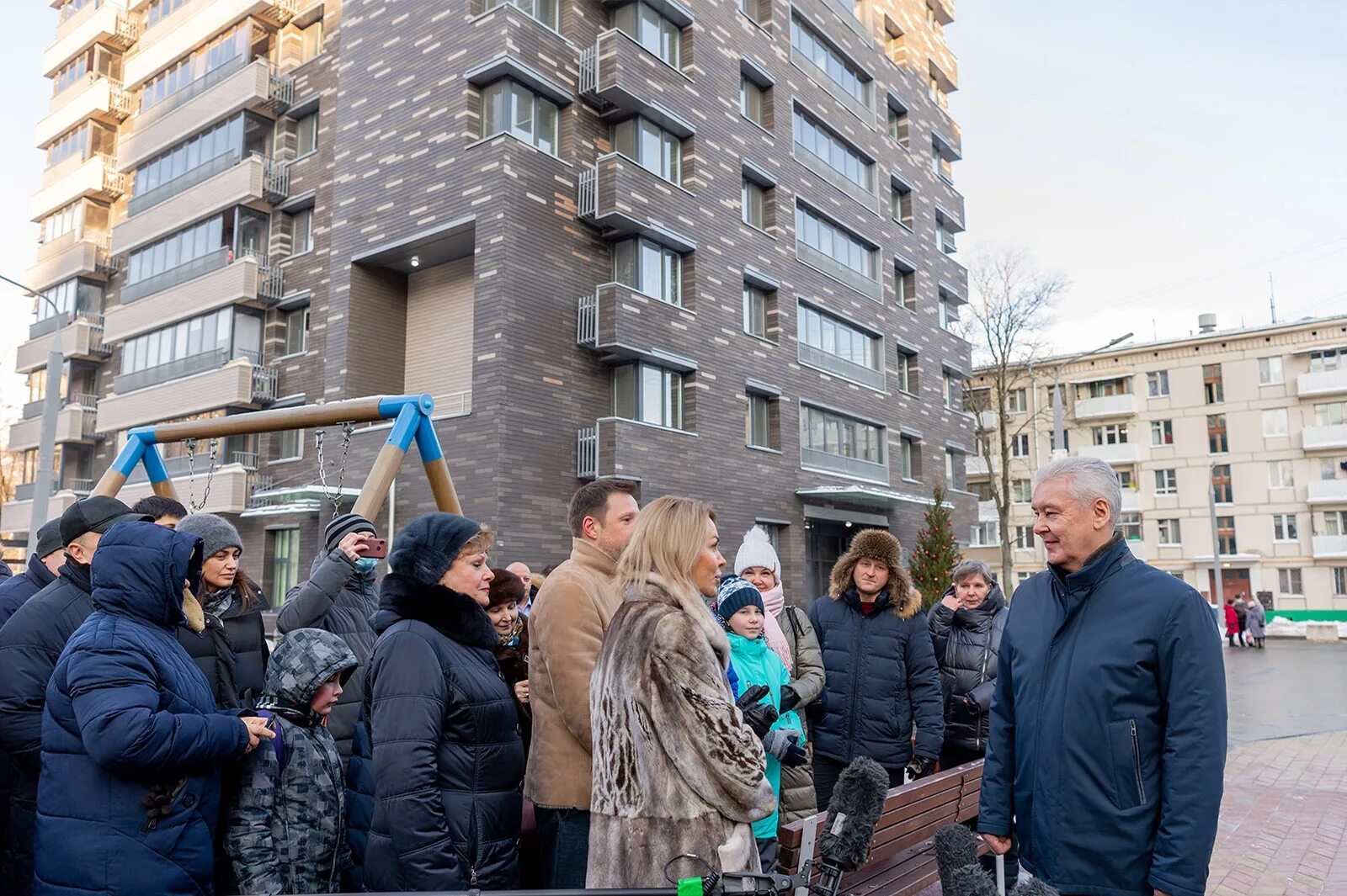 Реновация Москва Ангарская улица, дом 33а. Дегунино реновация мэр Москвы. Дом по реновации Ангарская 33а.