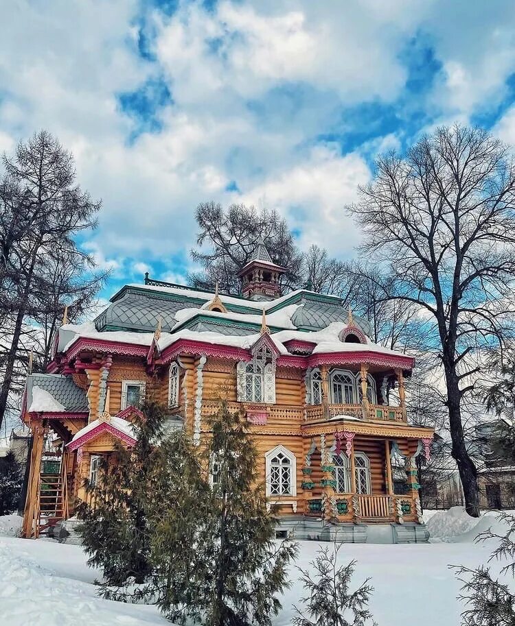 Купить квартиру в володарске нижегородской. Терем купца Бугрова в Володарске. Дача купца Бугрова в Володарске. Дача купца Бугрова в Володарске Нижегородской области. Летняя дача купца Бугрова Нижний Новгород.