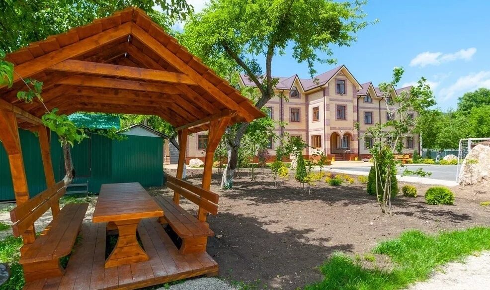 Турбазы в адыгее. Турбаза горная каменномостский адыгея. турбаза горная в адыгее. турбаза - горная, п. каменномостский. лагерь горный каменномостский.