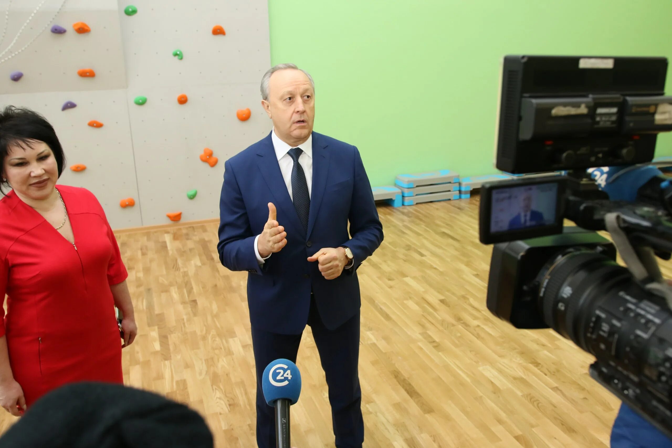 Торпедо саратов заводской район. Михаил свинарев саратов. Новости саратова 7. Возможности молодежи в нижнем новгороде. Вагонное депо увек саратов.