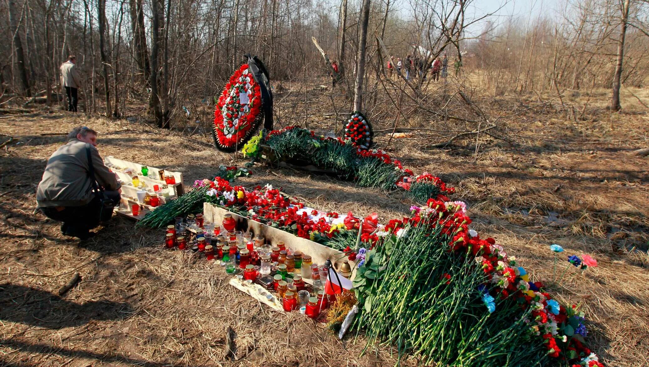 Гибель польского генерала. Авиакатастрофа Смоленск 2010. Катастрофа под Смоленском ту-154. Катастрофа под Смоленском 2010. Катастрофа польского ту-154 под Смоленском.