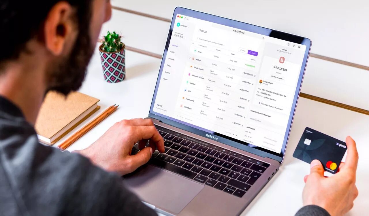 финтех финансовые технологии. бизнес картинки. графики фон. финтех. банковские информационные технологии.