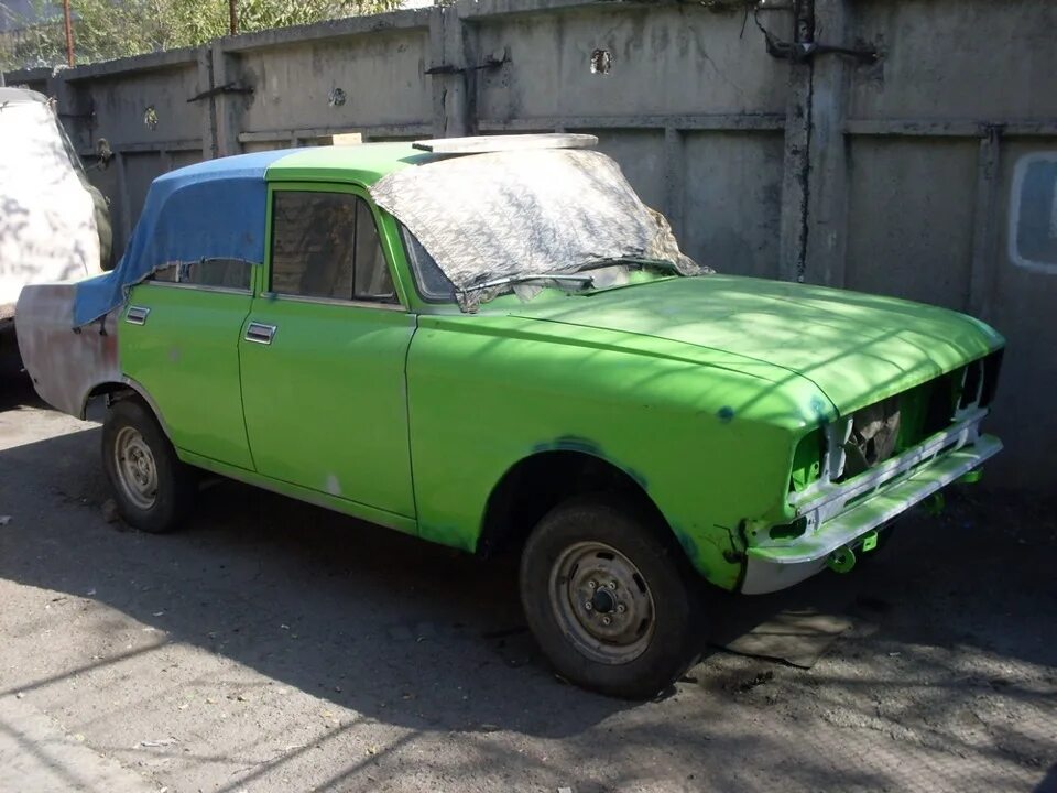 Москвич 1986 года. Авито ставропольский край москвичи. Москвич 2140 рубин. Ижанит. Москвич 2140 цвет цитрон.
