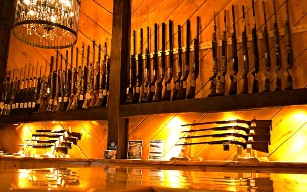 Оружейный магазин простор. Оружейный магазин ереван. бизнес план оружейного магазина. интернет магазин оружия. магазины оружия в анкаре.