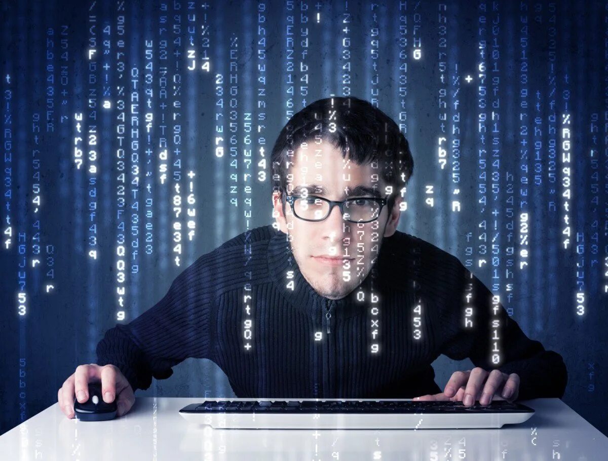 Студент программист. Программист фото профессии. Школа программирования. Компьютер программиста. It специалист.