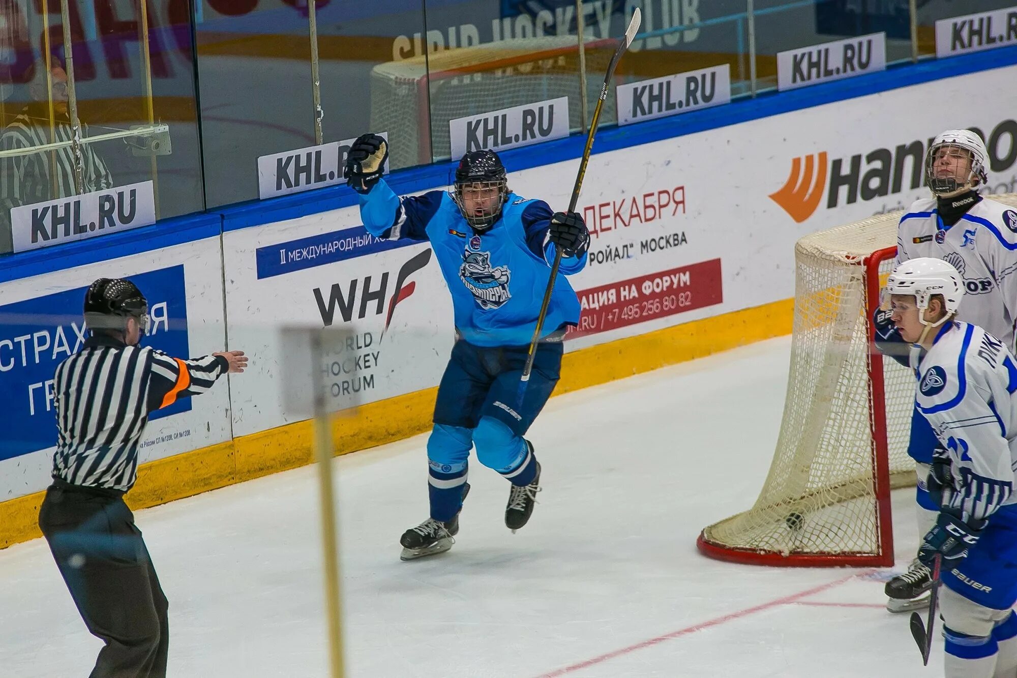 Хоккей с шайбой дети сибирские снайперы. Снайперы хоккейная команда сибирские хоккейная. Сибирские снайперы мхл эмблема. Снайпер новосибирск хоккей. Хк сибирские снайперы.