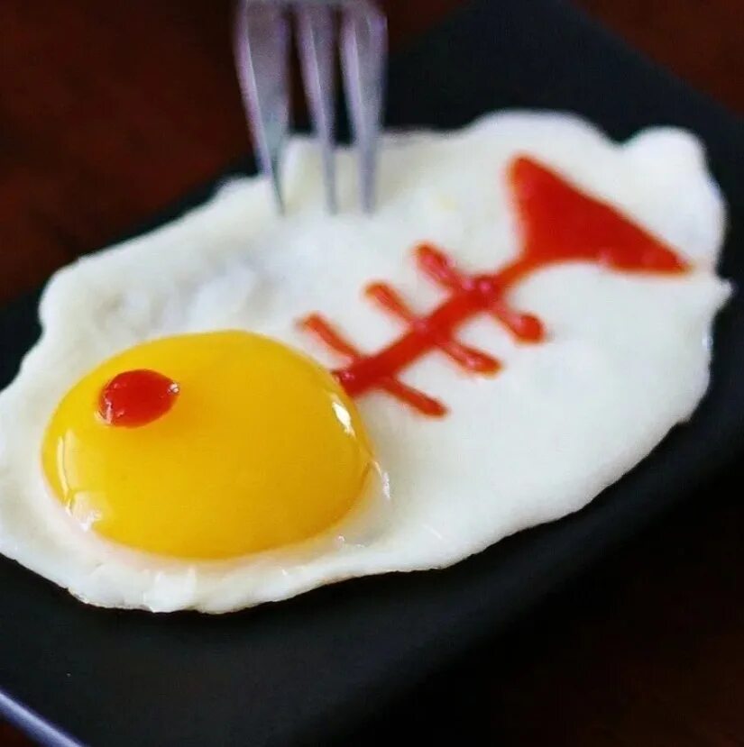 подлая яичница. художник мишель бальдини. мишель бальдини яйца. смешная яичница. яичница прикол.