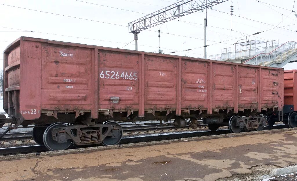 вагон хоппер твсз. феско крытые вагоны. 13-2114-08 (платформа фитинговая). полувагон на 68 тонн. хопер минераловоз бераруськалий.