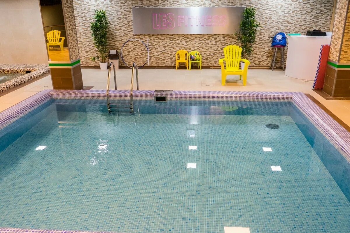 Les fitness щелковское бассейн. Бассейн щелковская. Бассейн в щелково. Сауна одиссея щелково. Трудовые резервы измайлово.