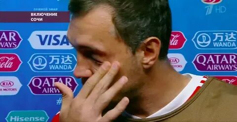 Дзюба расплакался во время флэш-интервью после поражения от Хорватии.