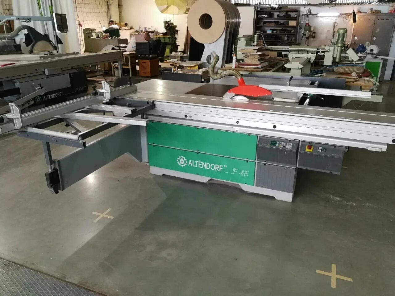 Форматно раскроечный станок альтендорф. Станок altendorf f45. форматно-раскроечный станок altendorf. altendorf f45 по. altendorf f45 характеристики.