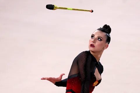 Гимнастка Лала Крамаренко выиграла все золото ЧР по художественной гимнасти...