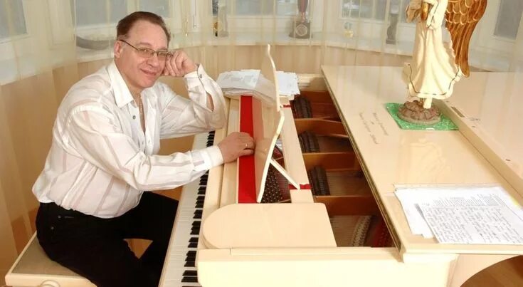 Максим Дунаевский: биография, музыкальная карьера, фото, личная жизнь, жёны и де