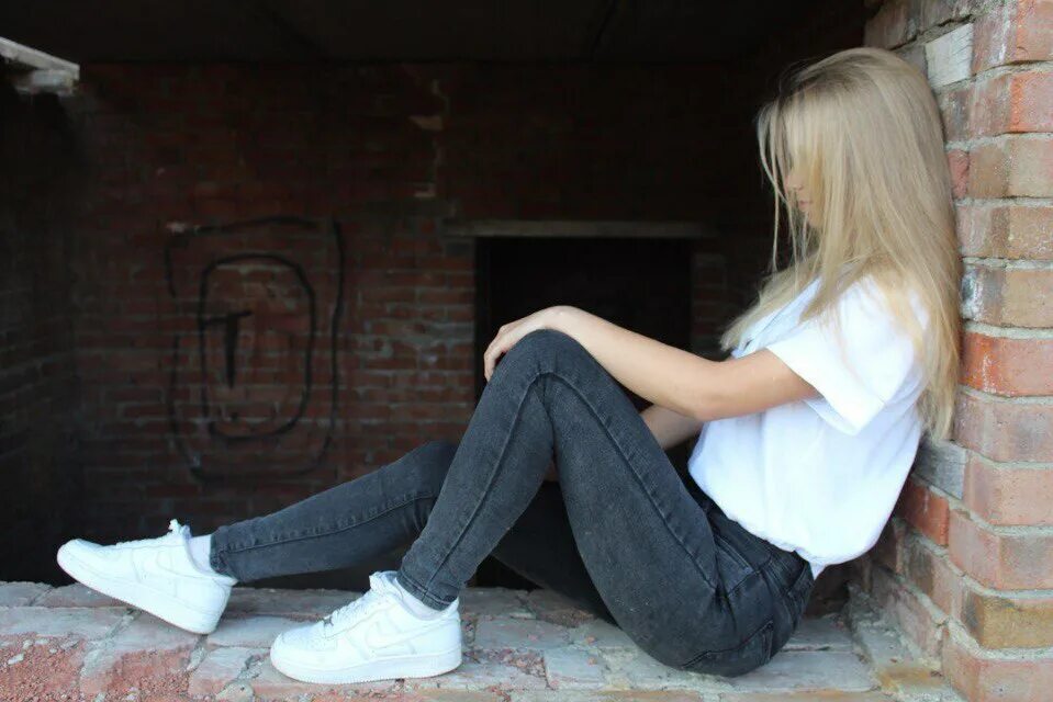 Ему 5 ей 26