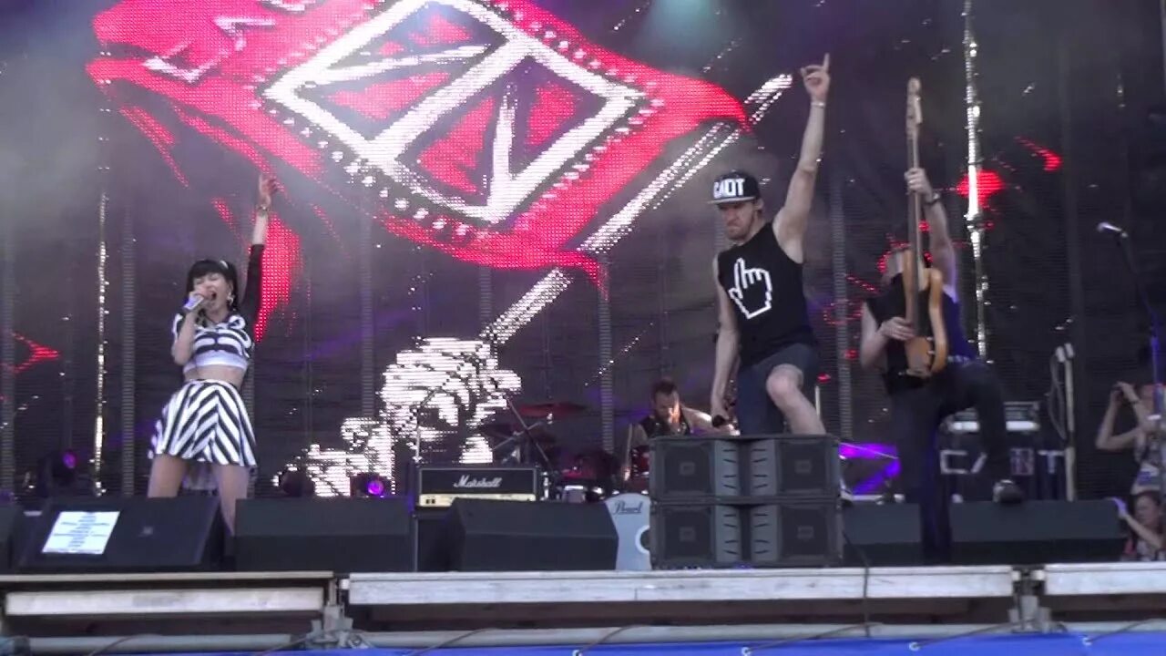 Beam boys слот. Слот афиша. Мой бой слот. Песня слот бой. Слот бой.