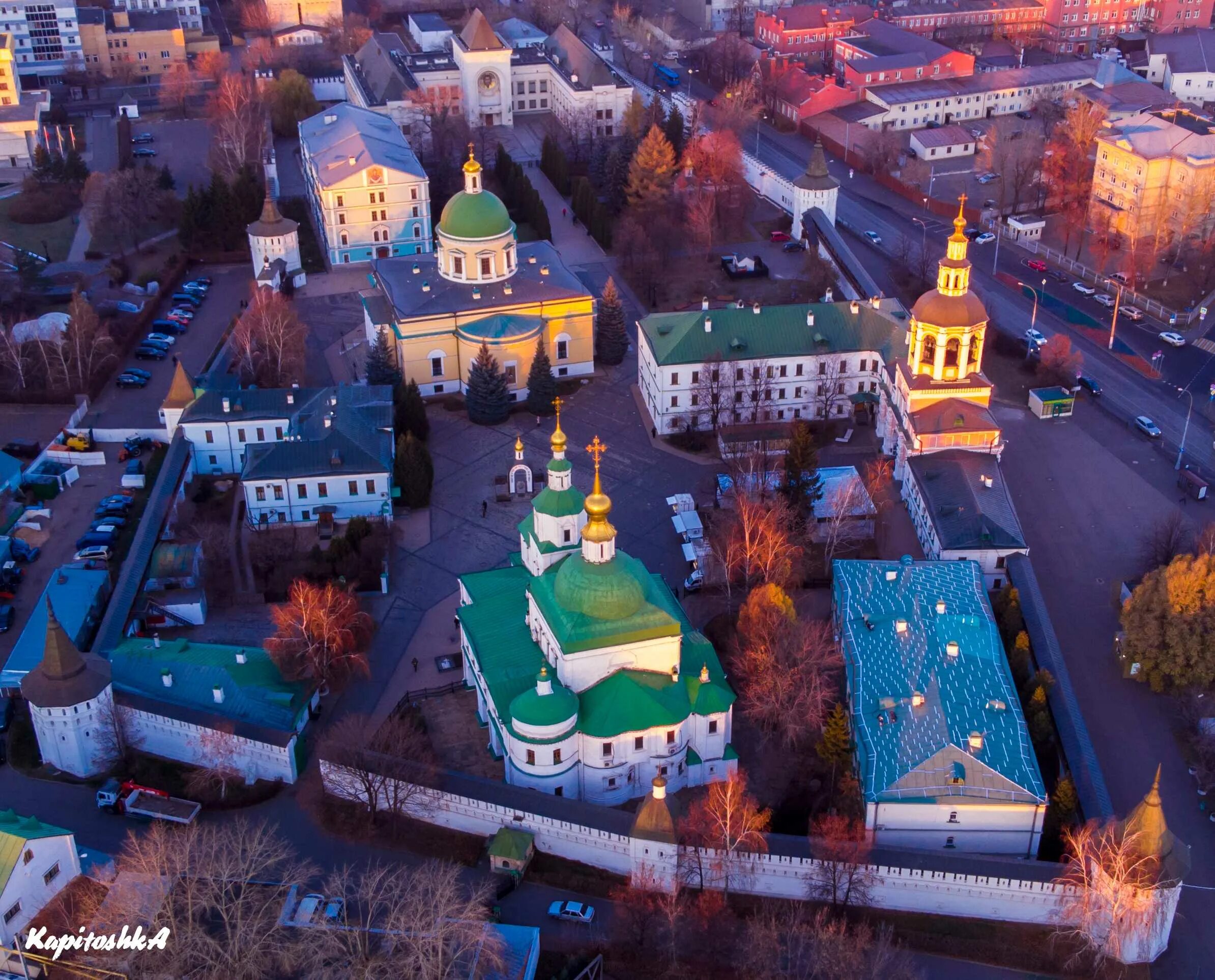 Свято данилов москва. Свято-Данилов монастырь в Москве. Даниловский монастырь в Москве. Данилов (Свято-Данилов) монастырь в Москве. Данилова монастыря в Москве.