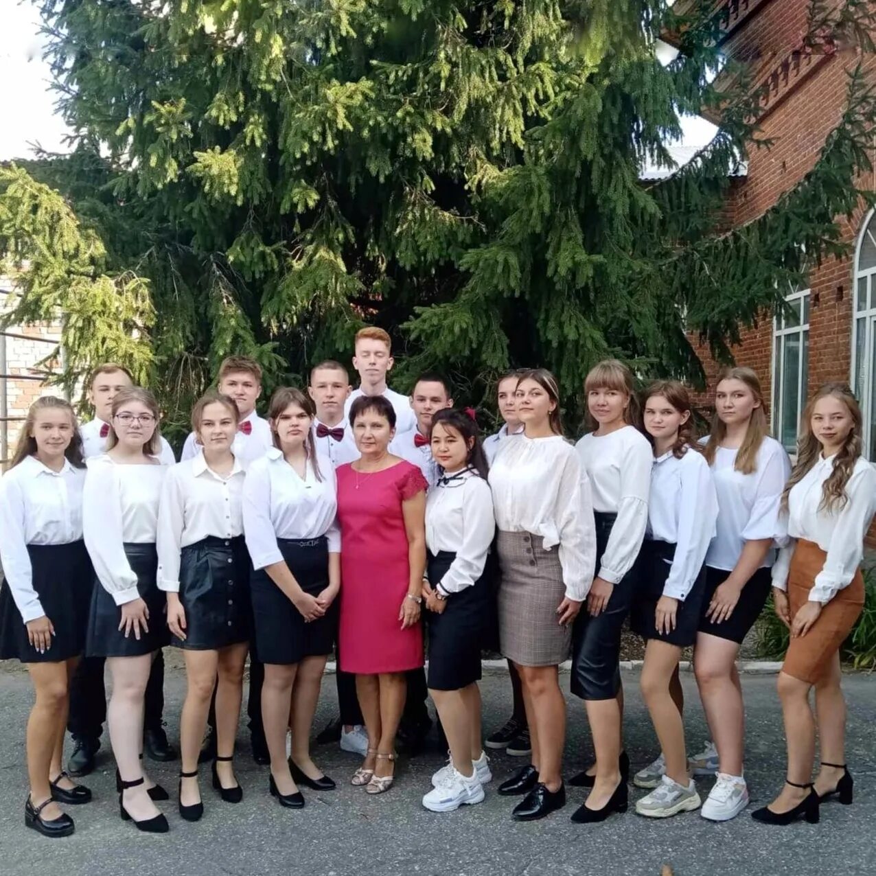Хвалынск школа 2. Моу сош хвалынск. Хвалынск школа 2. Хвалынск школа. Хвалынск школа 2.