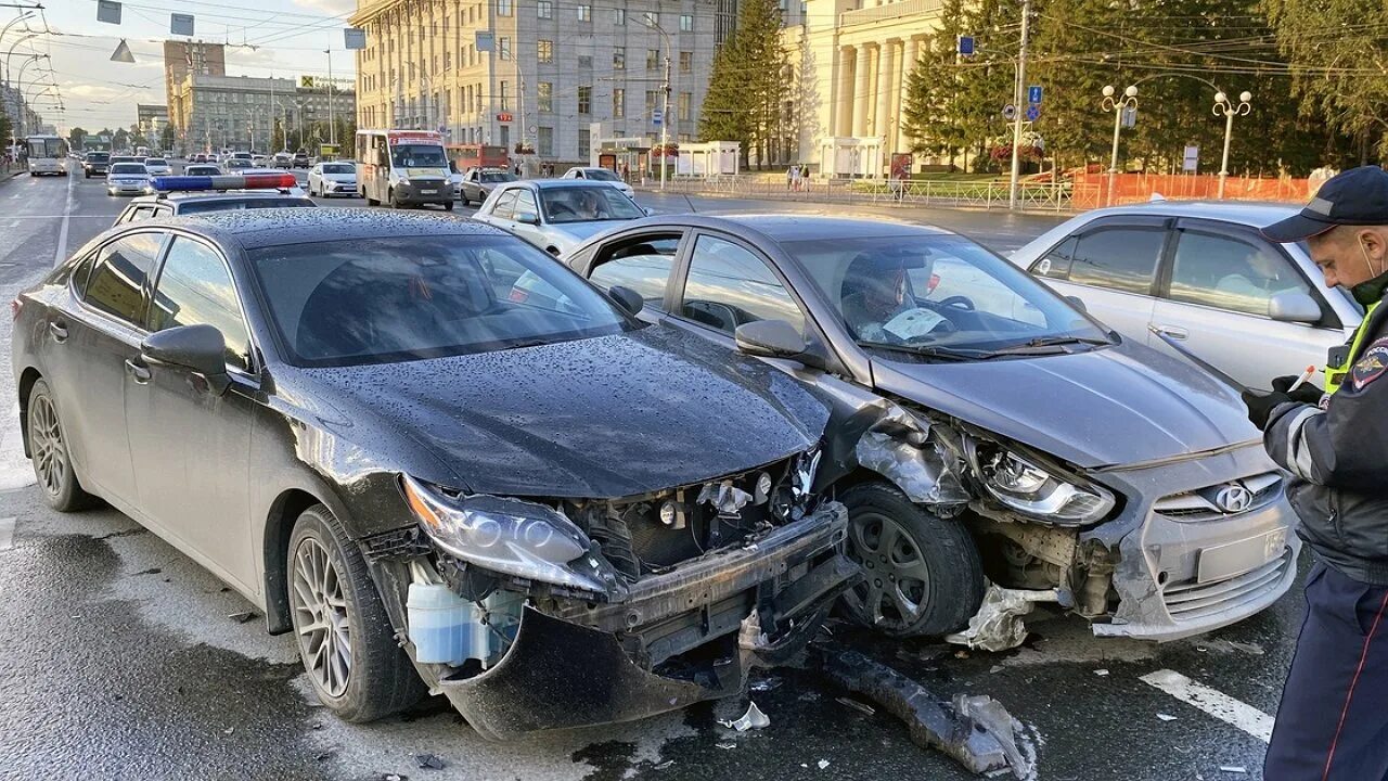 Продать автомобиль после дтп. Автомобиль после дтп.